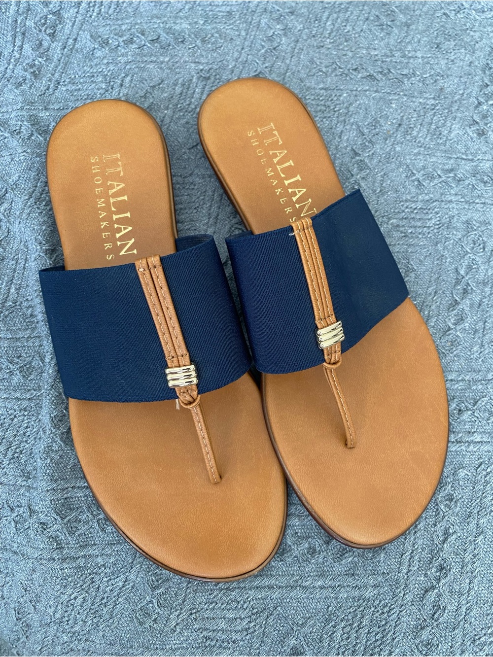 Italian Shoemakers Navy and Brown Slide Thong Sandals Women’s 8.5